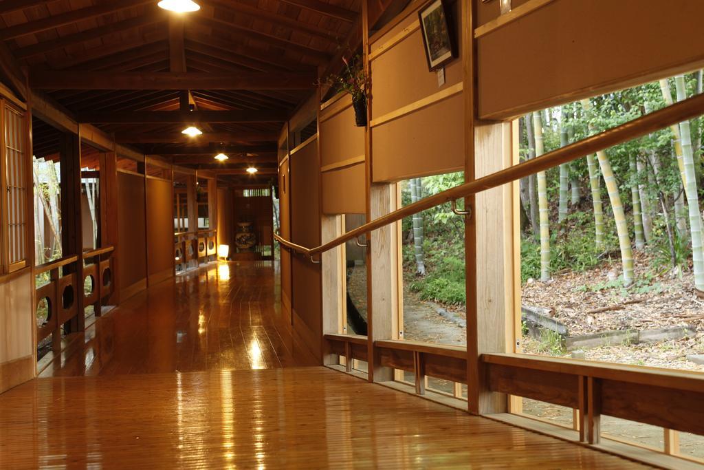 Отель Sun Urashima Yuki No Sato Тоба Экстерьер фото